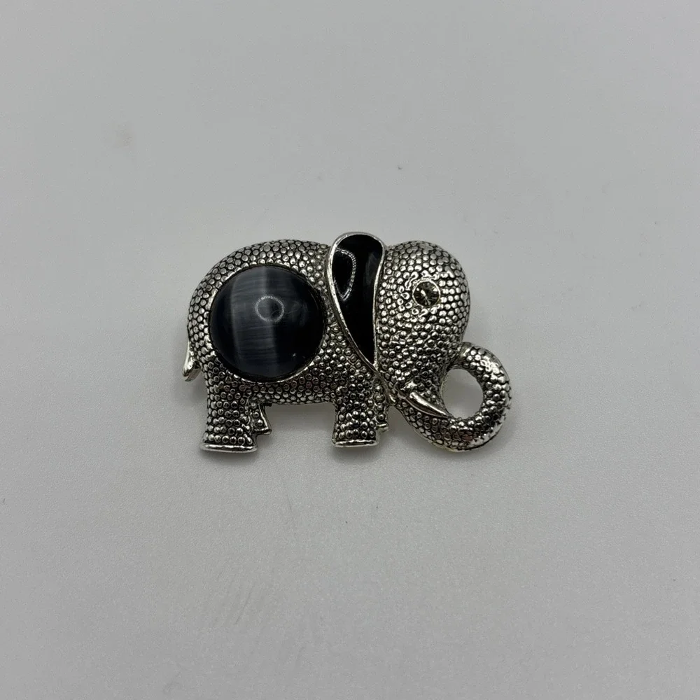 Vintage Silver‎ Tone Faux Marcasite Elephant Brooch- Damaged